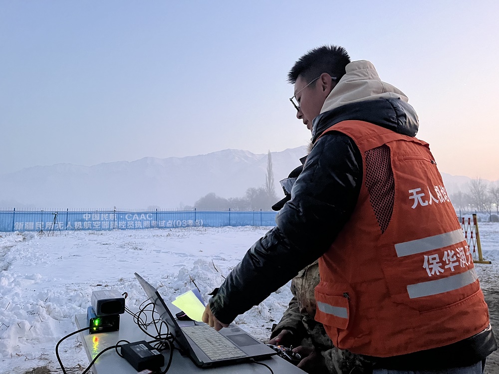 低空经济爆发：无人机人才缺口达百万，新疆就业新方向！-保华润天航空