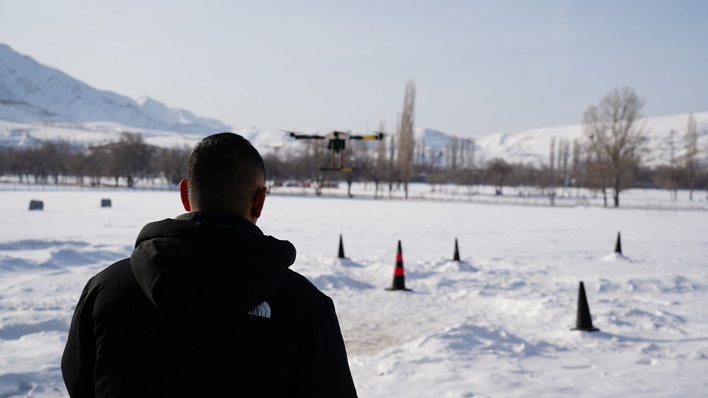 投资自己!新疆无人机培训一个月,保华润天助你开启新职业生涯