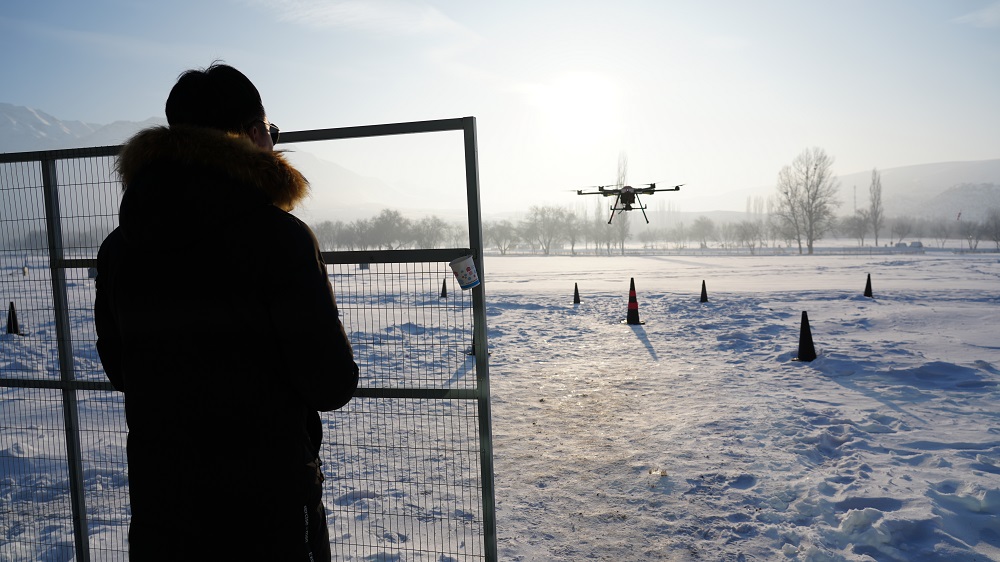 保华润天新疆无人机培训：投资自己，一张 CAAC 执照改变职业生涯
